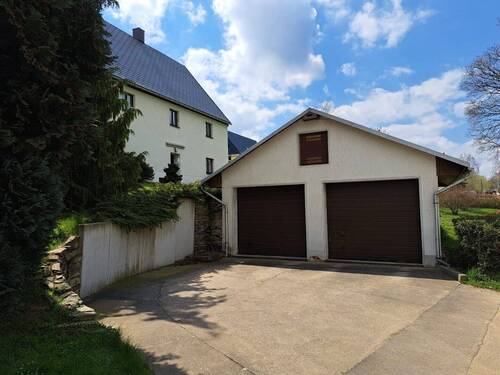 Doppelgarage mit Rolltoren - 