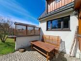 Terrasse mit elektrischer Markise - 