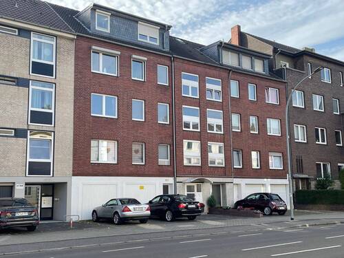 Aussenfassade - 2 Zimmer Etagenwohnung zum Kaufen in Mönchengladbach