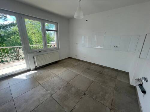 Küche + Balkon - 