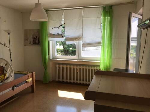 Bild 1 - Helle 5-Zimmer-Wohnung mit Balkon und Garten in Baltringen
