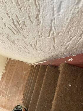 Maisonettetreppe DG-Wohnung - 