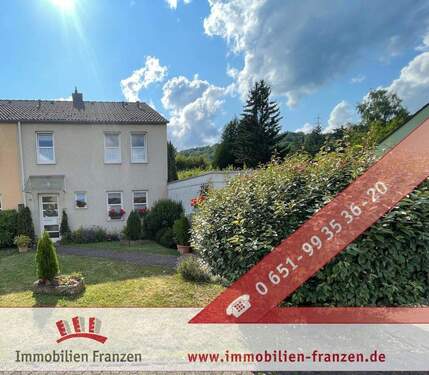 Außenansicht - Sehr gepflegtes Reihenendhaus - einzugsbereit mit Garage und Traumgarten!