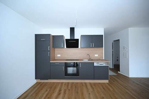 Einbauküche inklusive - Etagenwohnung mit 111,20 m&sup2; in Seubersdorf zur Miete