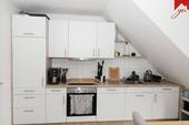 Küche mit Einbauküche - 3 Zimmer Etagenwohnung in Aurich