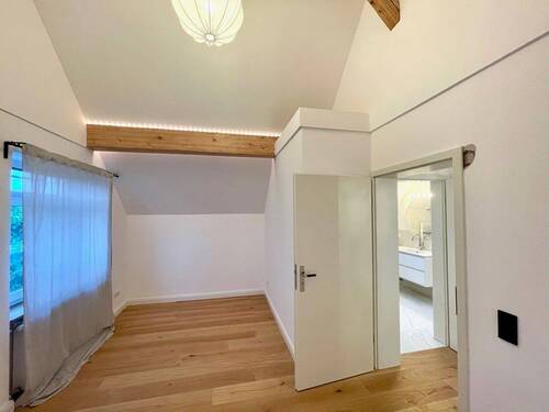 02c_AG1-Haus_SchlafZi Large.jpeg - 