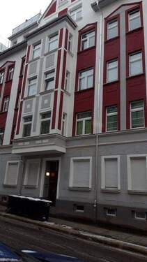 Bild 1 - helle günstige 3-Zimmer-Whg. mit Balkon, Badewanne , in ruhiger Nebenstraße