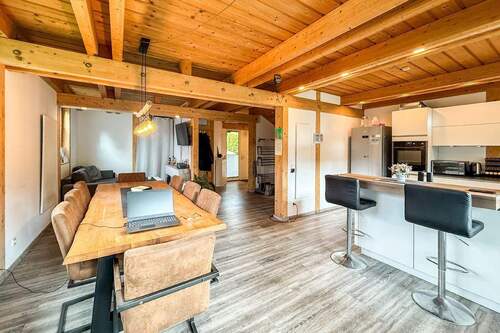 Wohn-/Essbereich - 4 Zimmer Einfamilienhaus zum Kaufen in Rösrath