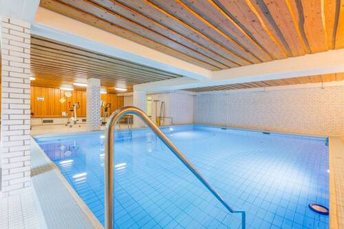 Schwimmbad - 