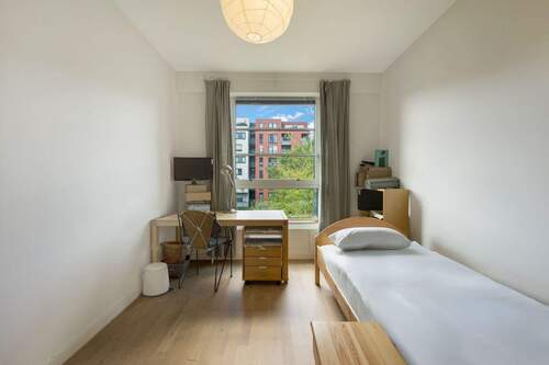 Gäste-/Arbeitszimmer - 