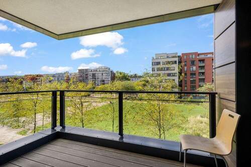 Ausblick Berty-Albrecht-Park - 3 Zimmer Etagenwohnung zum Kaufen in Düsseldorf