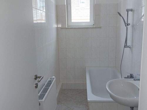 Bad - Etagenwohnung mit 97,00 m&sup2; in Olbernhau zur Miete