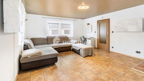 1. OG Wohnzimmer 1 - 