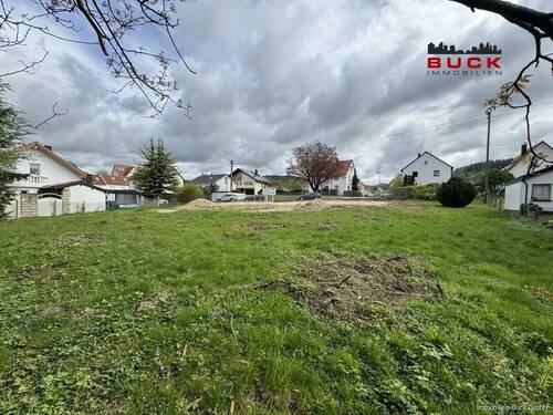 Bauplatz - Neubau familiengerechter und hochwertiger Doppelhäuser in idyllischer Lage!