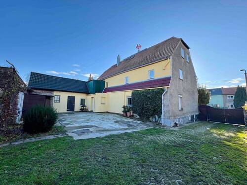 Rückansicht - 1 Zimmer Mehrfamilienhaus, Wohnhaus zum Kaufen in Nünchritz