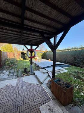 Pool und Sitzecke - 