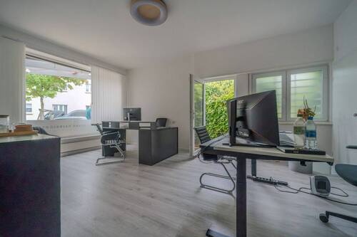 Büro EG - Mehrfamilienhaus, Wohnhaus in Mannheim / Feudenheim