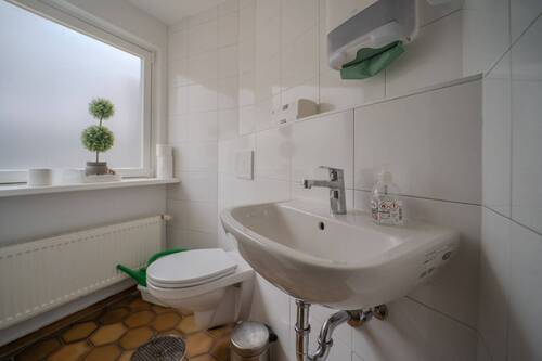 Gewerbe WC - Mehrfamilienhaus, Wohnhaus mit 280,50 m² in Mannheim / Feudenheim zum Kaufen