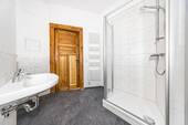 Badezimmer - 1 Zimmer Etagenwohnung in Leipzig