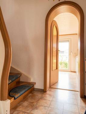 FH572 Flur und Küche - 6 Zimmer Einfamilienhaus in Bayreuth