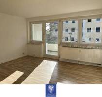 Hübsche Wohnung mit schönem Balkon in grüner und ländlicher Umgebung - Dorfhain