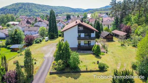 Straßenseite - Südblick - 