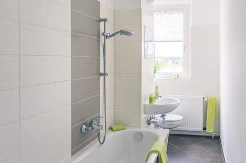 Bad Vergleichswohnung - 3 Zimmer Etagenwohnung in Chemnitz