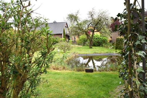 Garten.jpg - Mehrfamilienhaus, Wohnhaus mit 90,00 m&sup2; in Trittau zum Kaufen