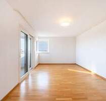 AIGNER - Freiraum trifft Fernsicht - 3-Zimmer-Wohnung im 8. Stock mit Südausrichtung - München Schwabing-Freimann