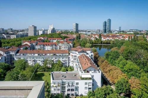 Ausblick - 3 Zimmer Etagenwohnung zum Kaufen in München