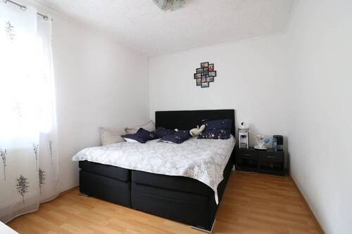 UG Einliegerwohnung Schlafzimmer 1 - 