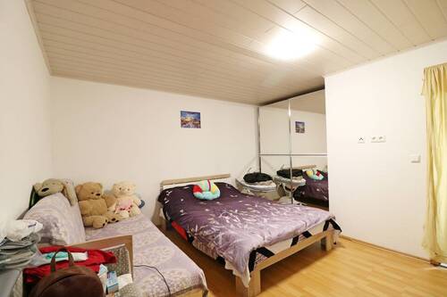 UG Einliegerwohnung Schlafzimmer 2 - 