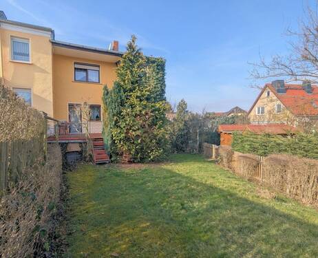 Garten und Terrasse.jpg - Mehrfamilienhaus, Wohnhaus mit 111,00 m² in Eisenberg zum Kaufen