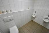 WC - 
