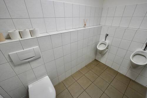 WC - 