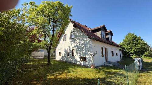 Vorderansicht Gebäude Bild 2 - 