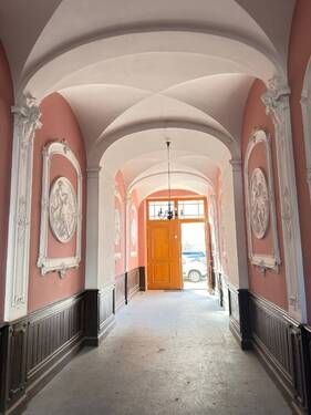 Durchgang zum Innenhof - 