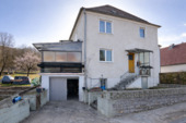 Hausansicht vorne - 5 Zimmer Doppelhaushälfte in Greding