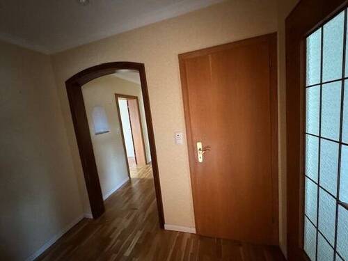 Blick aus dem Kinderzimmer in den Flur - 