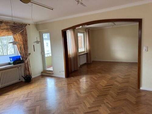 Wohn- und Esszimmer - 