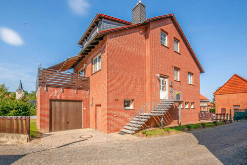 Straßenansicht - Ein Hof voller Möglichkeiten - Wohnen, Leben, Gestalten
