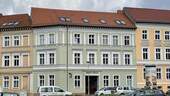 Sanierte Fassade - Mehrfamilienhaus, Wohnhaus in Frankfurt (Oder)