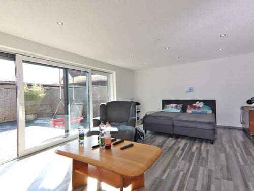 EG Wohnzimmer Bild 2 - 