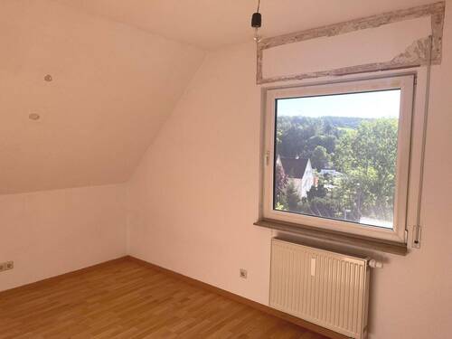 Zimmer - 4 Zimmer Etagenwohnung in Neuhaus-Schierschnitz