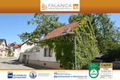 Hausansicht Strassenseite I - Falanga Immobilien-san. bed. EFH mit Potential und herrlichen Garten zum fairen Preis in Schwabenhm.