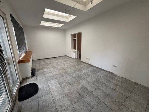 7 - 3 Zimmer Etagenwohnung zur Miete in Mönchengladbach