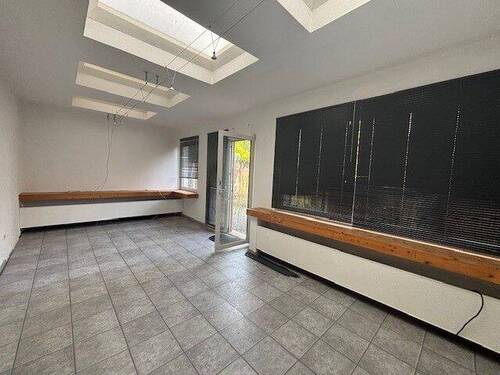 10 - 3 Zimmer Etagenwohnung in Mönchengladbach