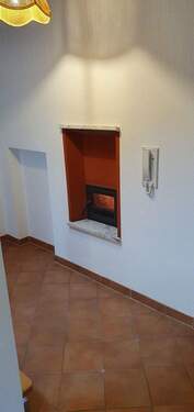 28a EG Feuerstelle Kachelofen - 