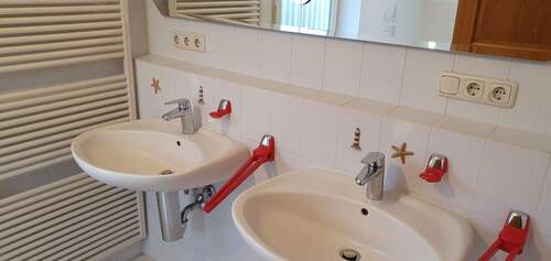 28a OG Bad;Dusche; - 