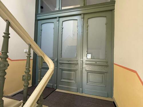 Wohnungseingang - Etagenwohnung mit 139,00 m&sup2; in Dessau-Roßlau zur Miete